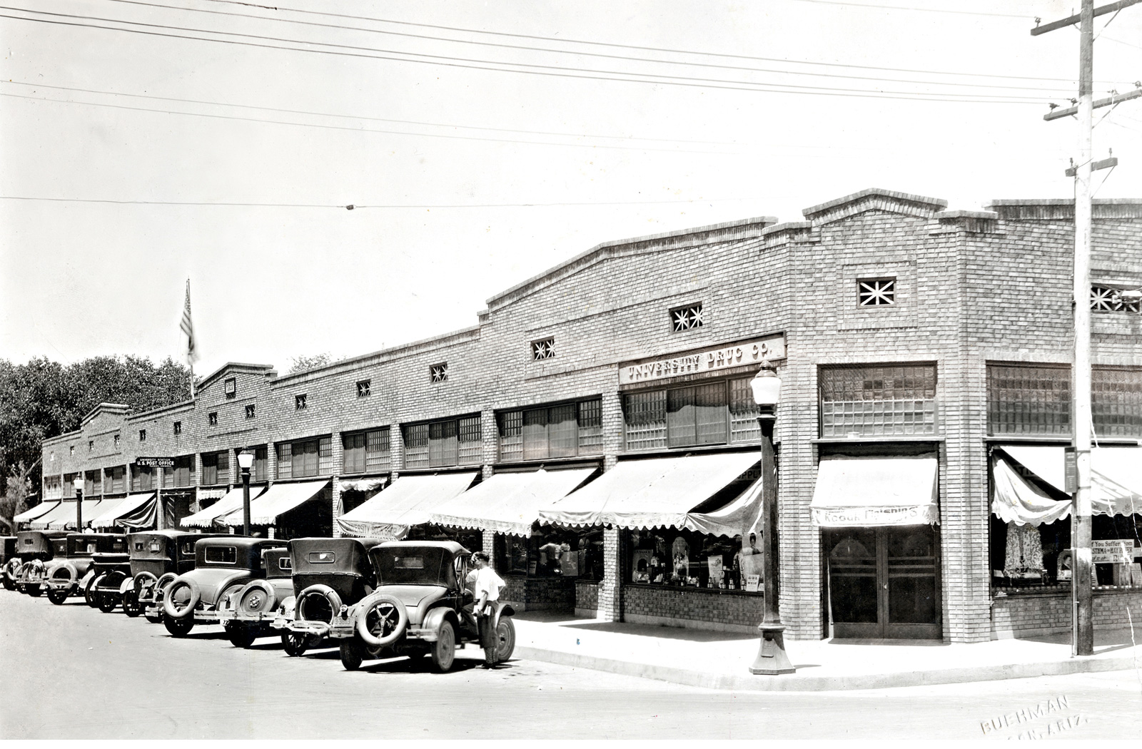 University Blvd and Park Avenue, early 1900s.